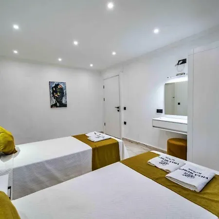 2 Bedroom - 2741